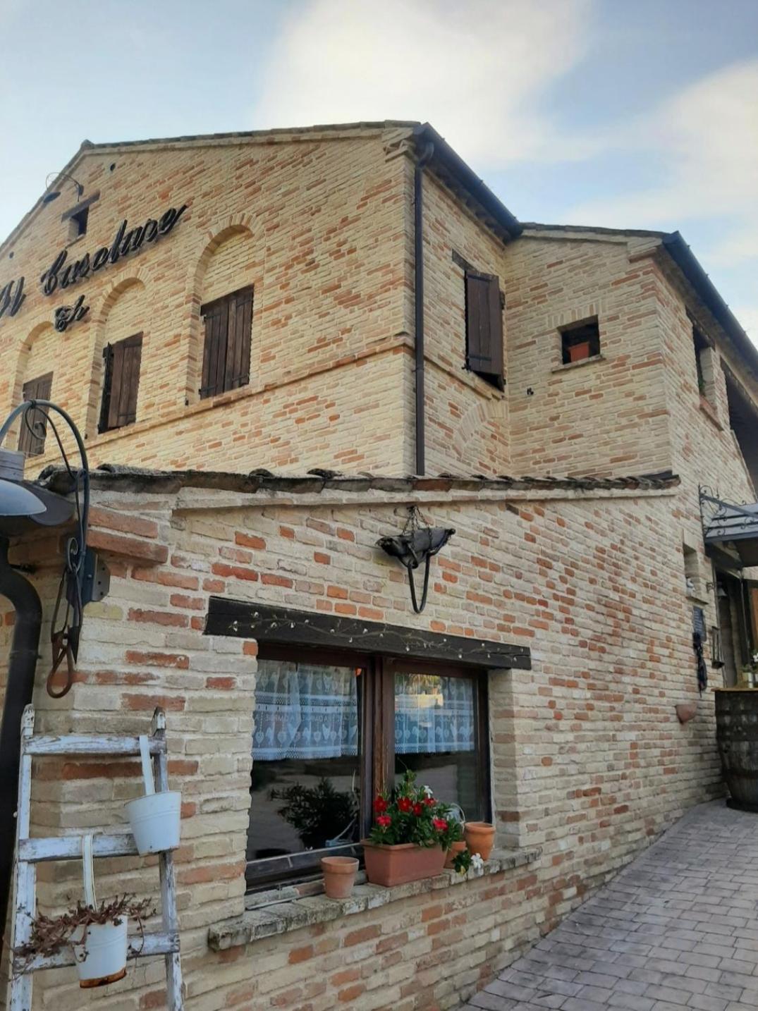 Il Casale Dell'acquabona Alojamento de Turismo Rural Montefano